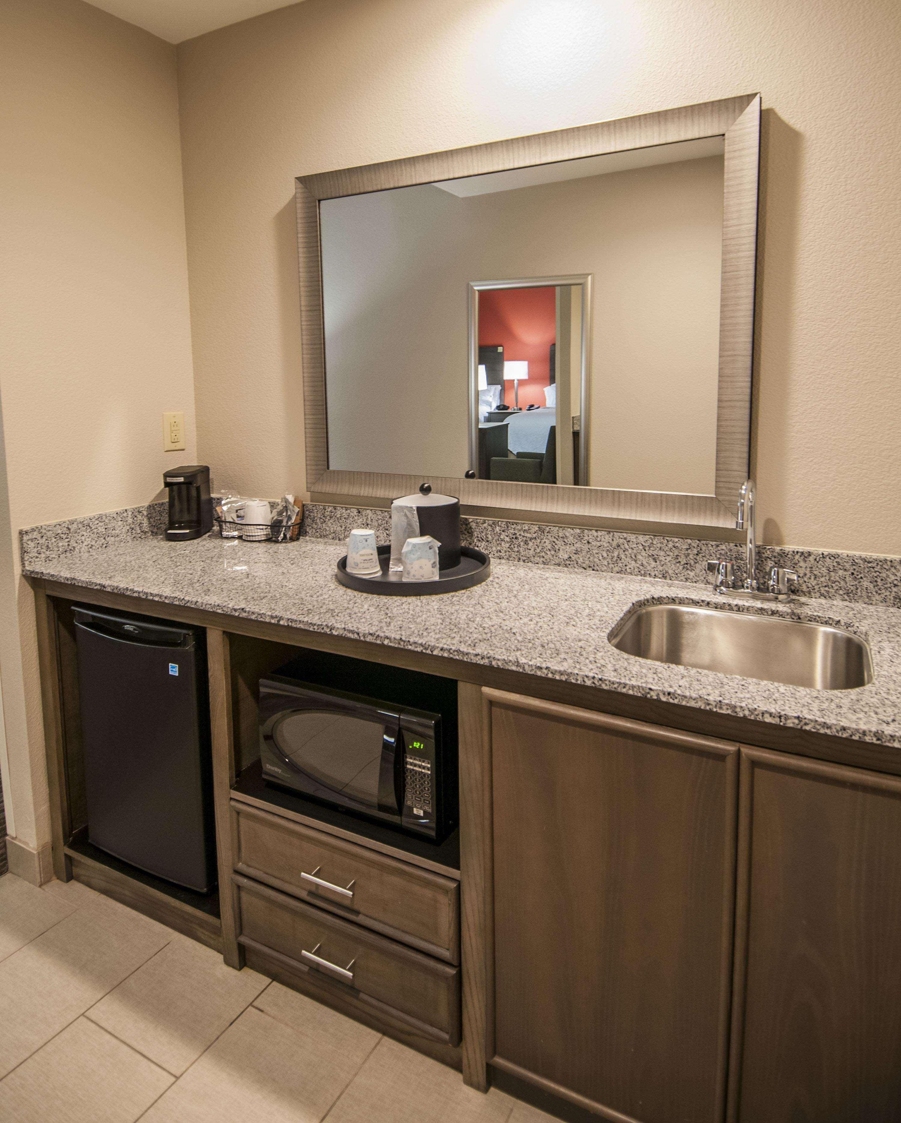 Hampton Inn & Suites Pensacola/I-10 Pine Forest Road Ferry Pass Bagian luar foto