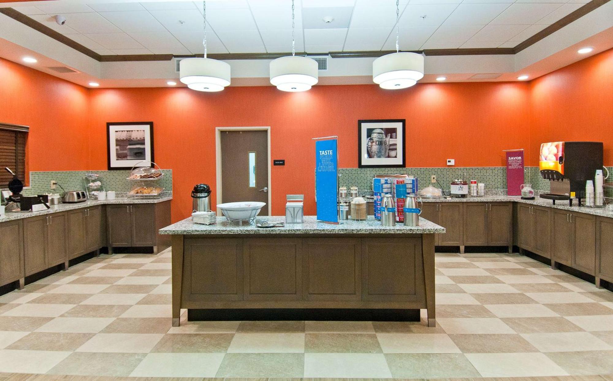 Hampton Inn & Suites Pensacola/I-10 Pine Forest Road Ferry Pass Bagian luar foto